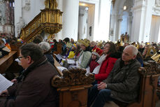 Aussendung der Sternsinger im Hohen Dom zu Fulda (Foto: Karl-Franz Thiede)